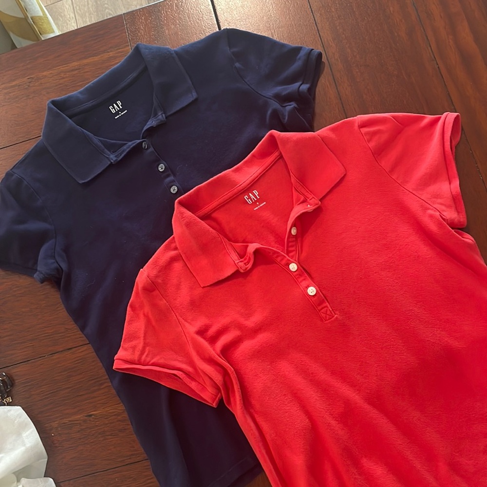 GAP - 2 for the price if one ☺️EUC - women polo tops